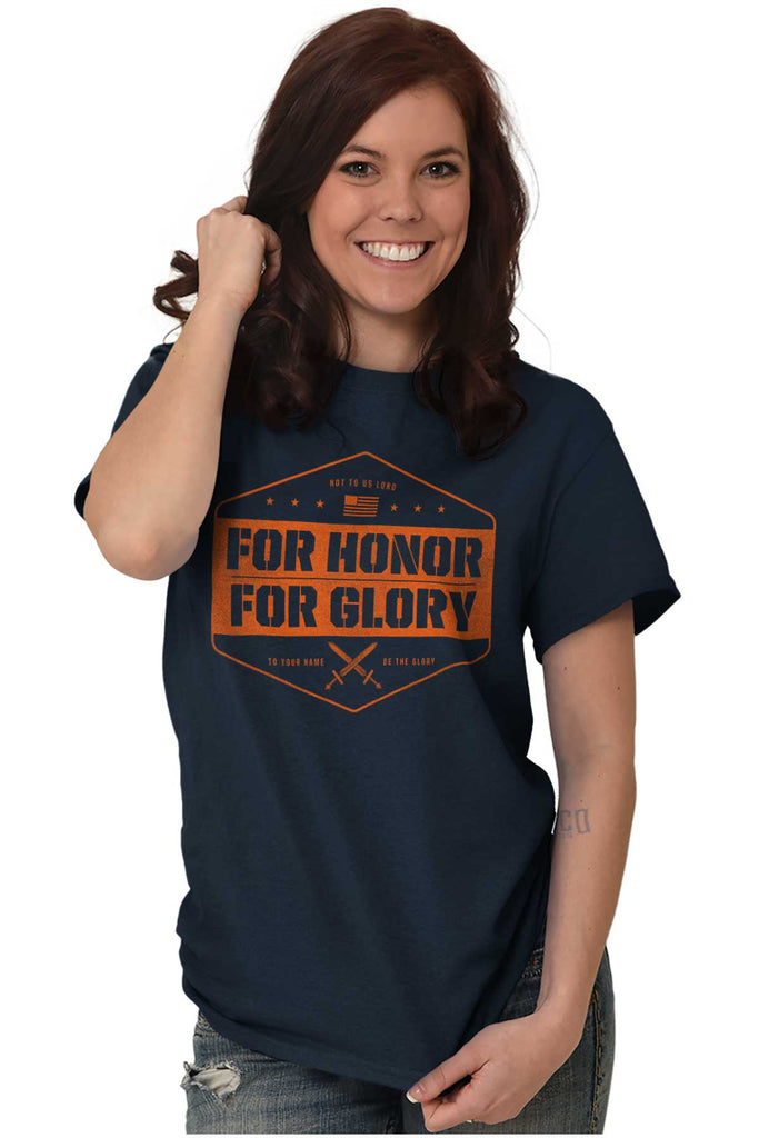 Female_Navy1 |
