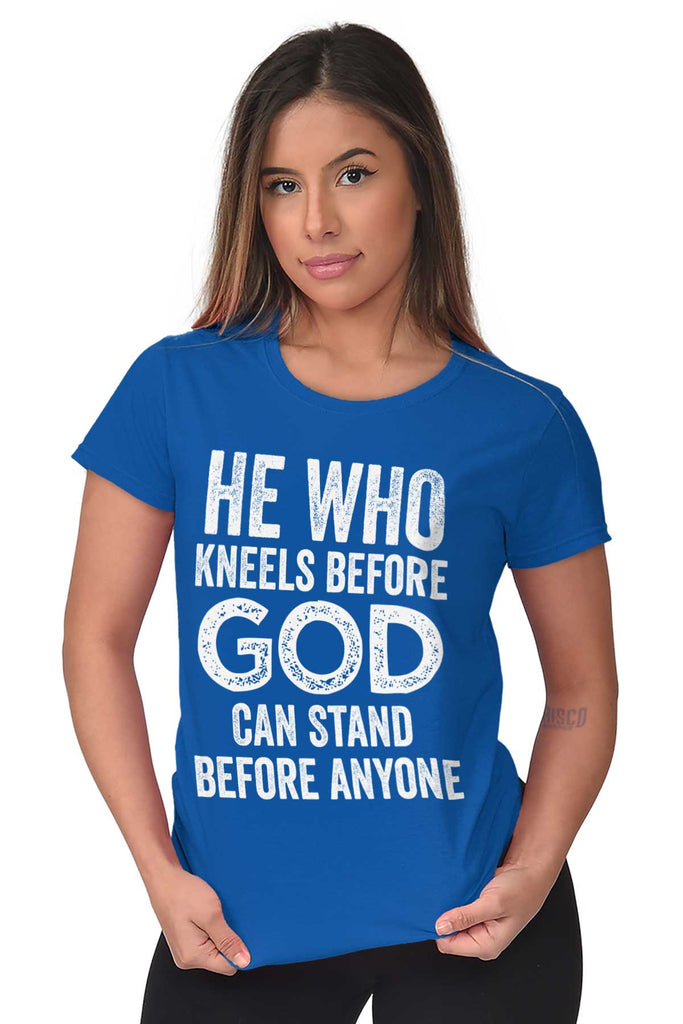 Kneels Before God Tee | – Christian Strong